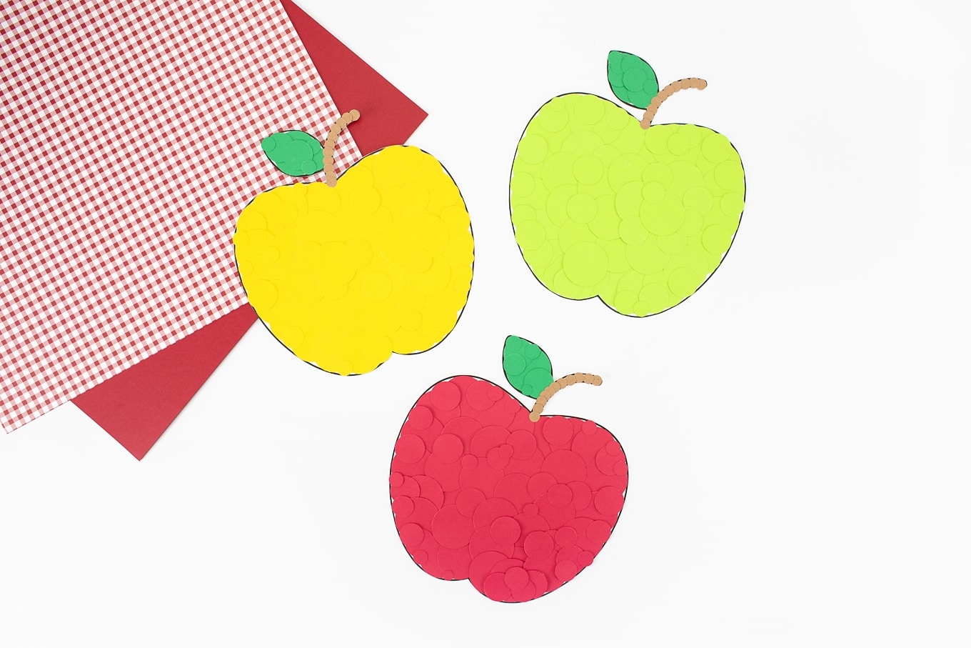 Free Printable Apple Outline For Crafts Fireflies And Mud Pies Free Printable Apple Outline For Crafts Fireflies And Mud Pies