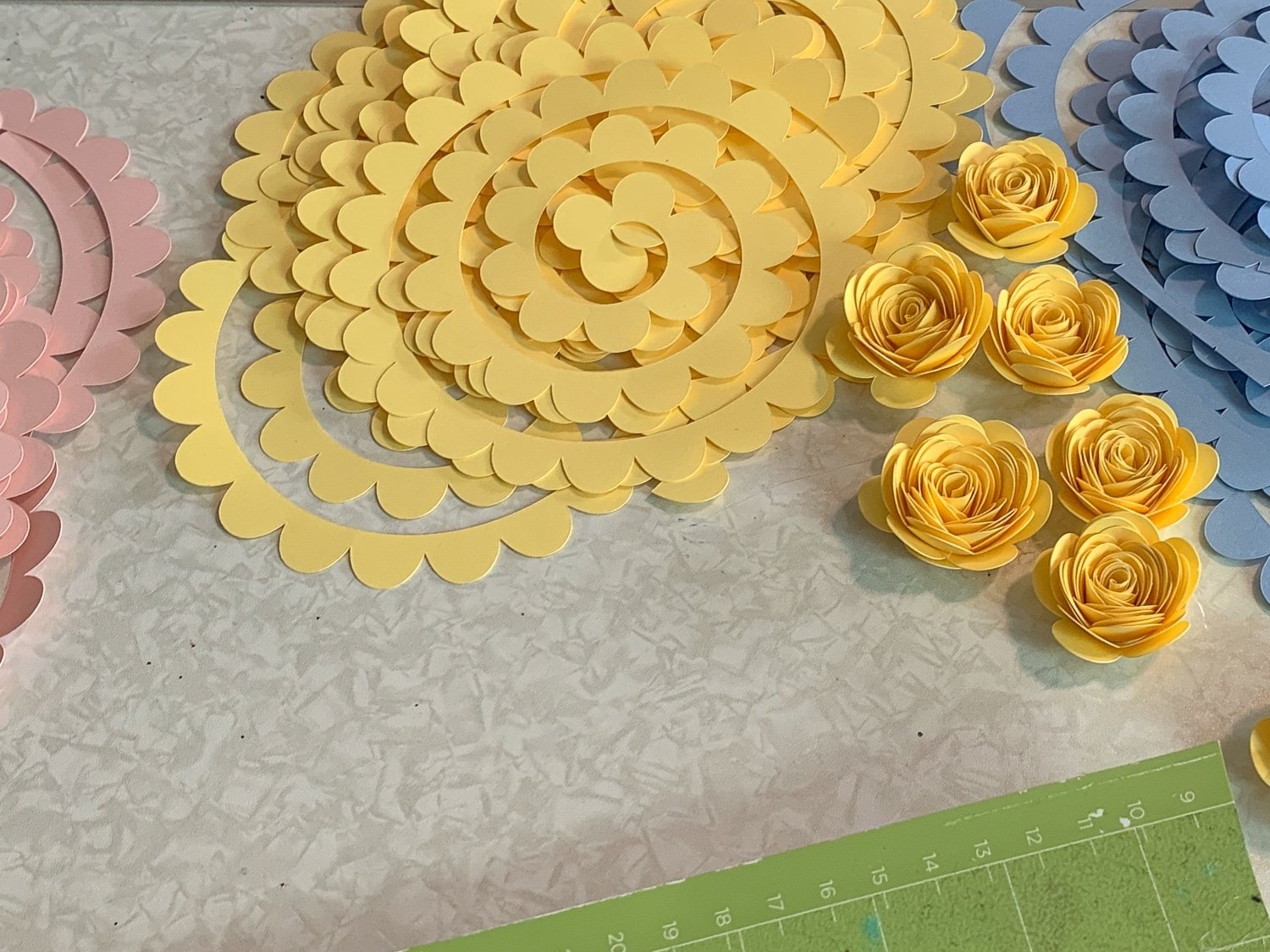 How To Make A Paper Rose Free Rolled Flower Template How To Make A Paper Rose Free Rolled Flower Template